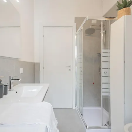 Luce By Rent * 科莫